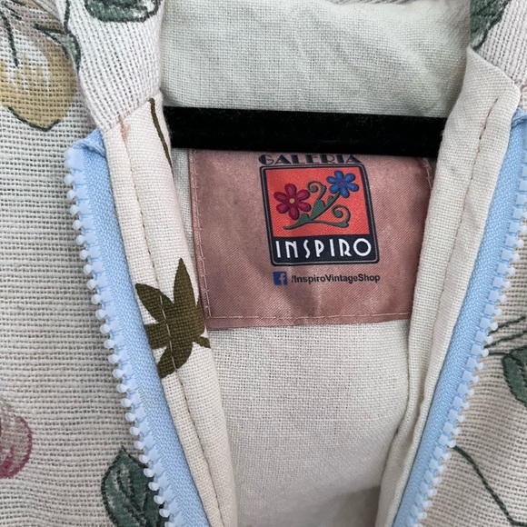 Vintage remix floral jacket with hood - Picture 3 of 3